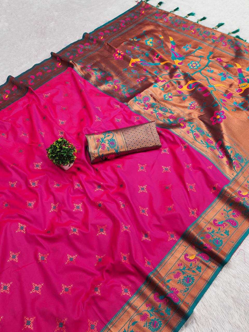 Ynf Paithani Silk RIN150 Star Paithani Silk Sarees Wholesale Paithani Sarees Heavy Silk Sarees Pure Silk Sarees Manufacturer