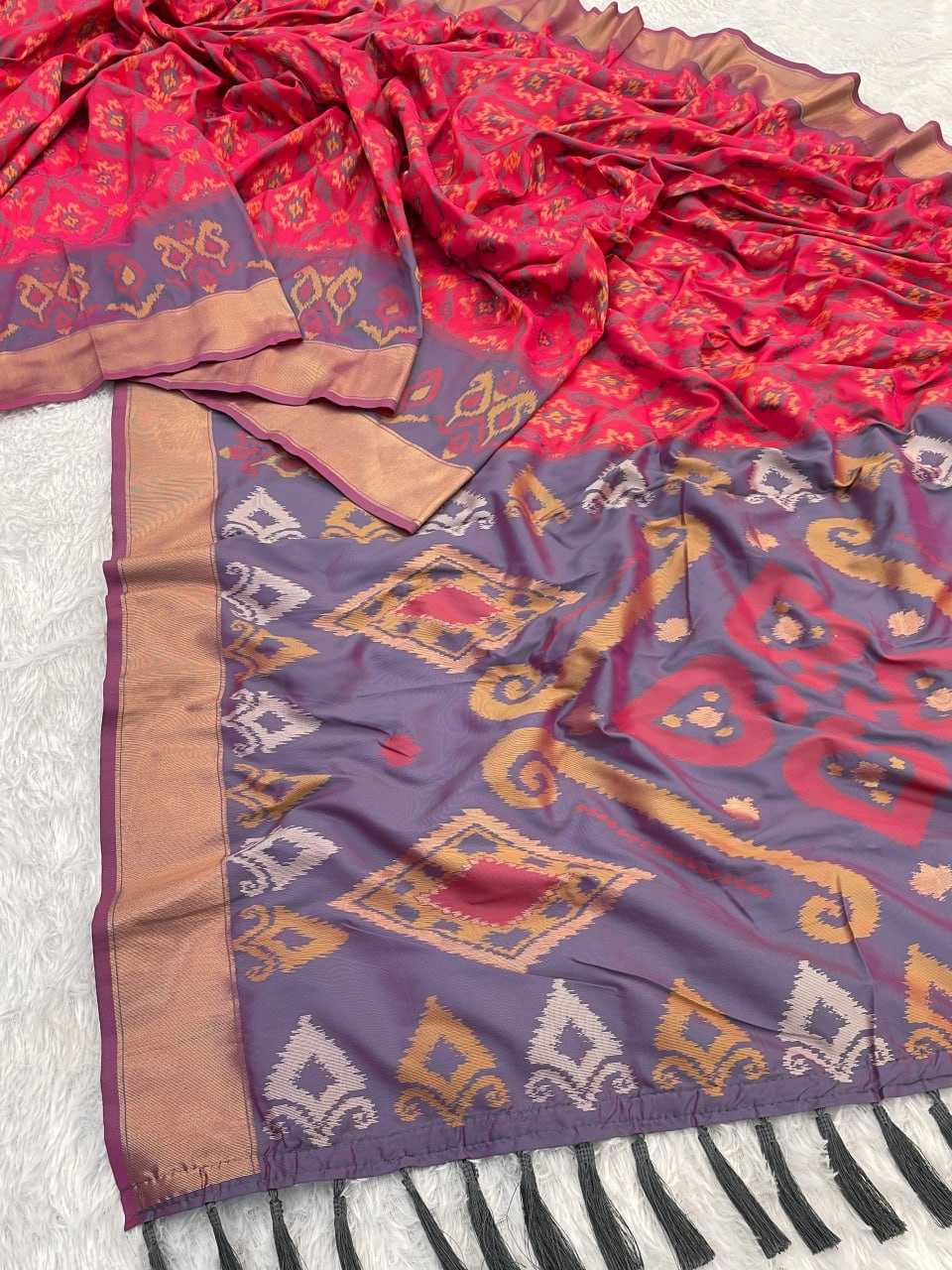 Ynf Premium Silk RIN116 SATRANGI PATOLA Silk Sarees Wholesale Brocade Sarees Patola Sarees Ikkat Silk Sarees Manufacturer