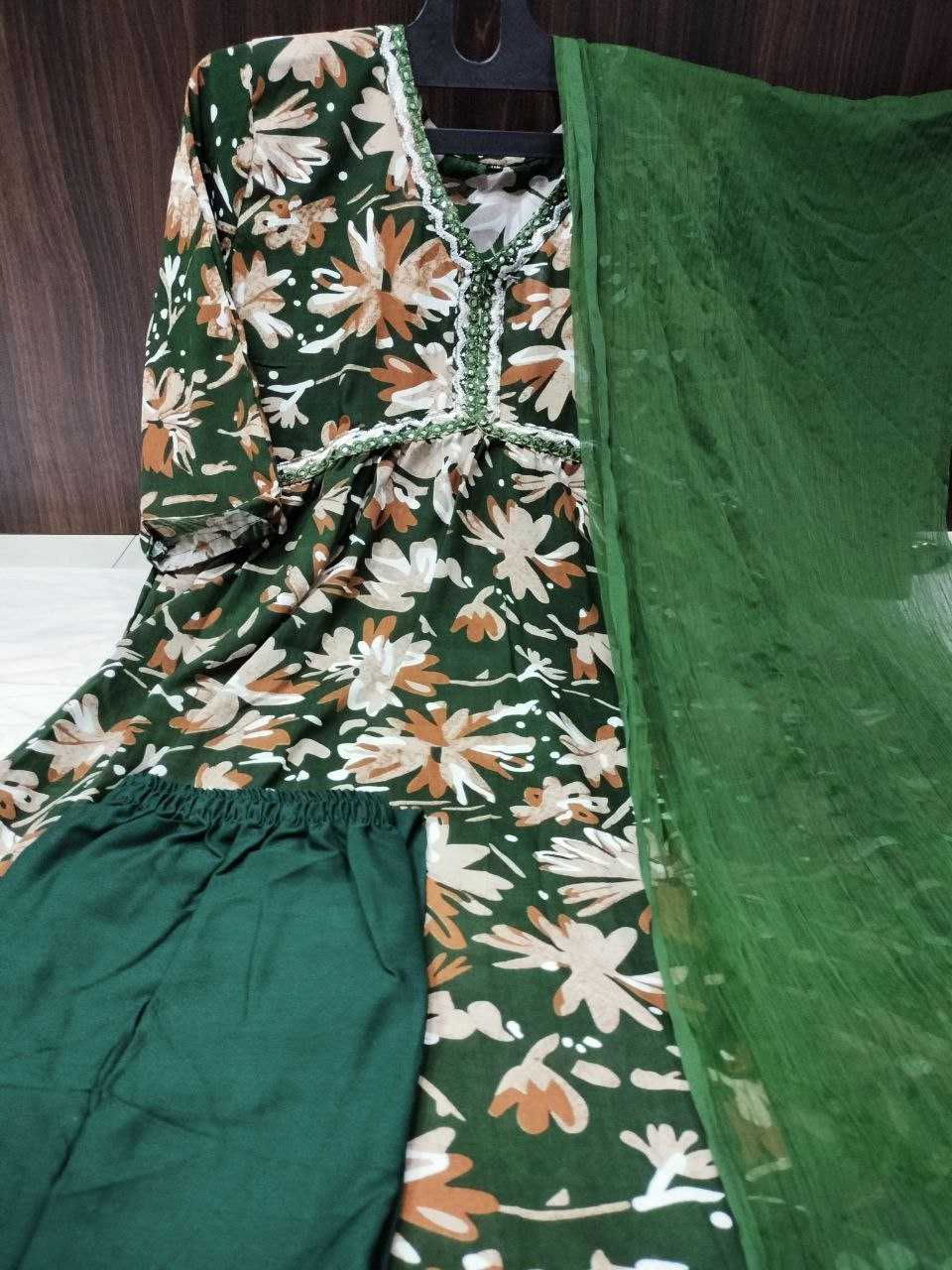 Ynf Rayon KESH354 GRM108 Suits & Dresses Wholesale Alia Cut Suits Embroidery Suits Cotton Suits Manufacturer