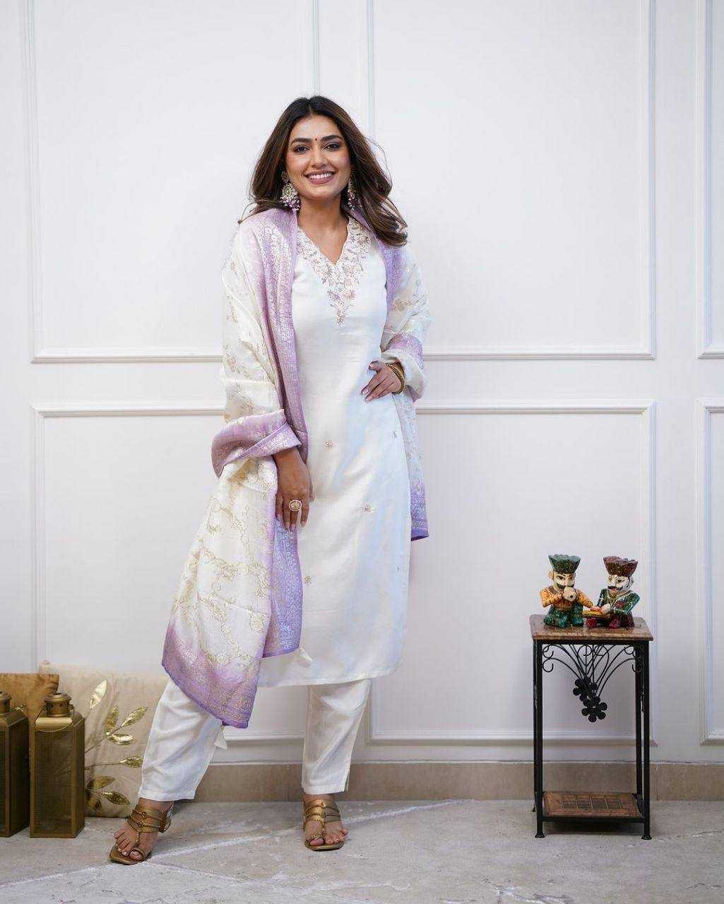 Ynf Rayon KESH434 MNC20 Suits & Dresses Wholesale Ladies Suits Dresses White Salwar Suit Manufacturer