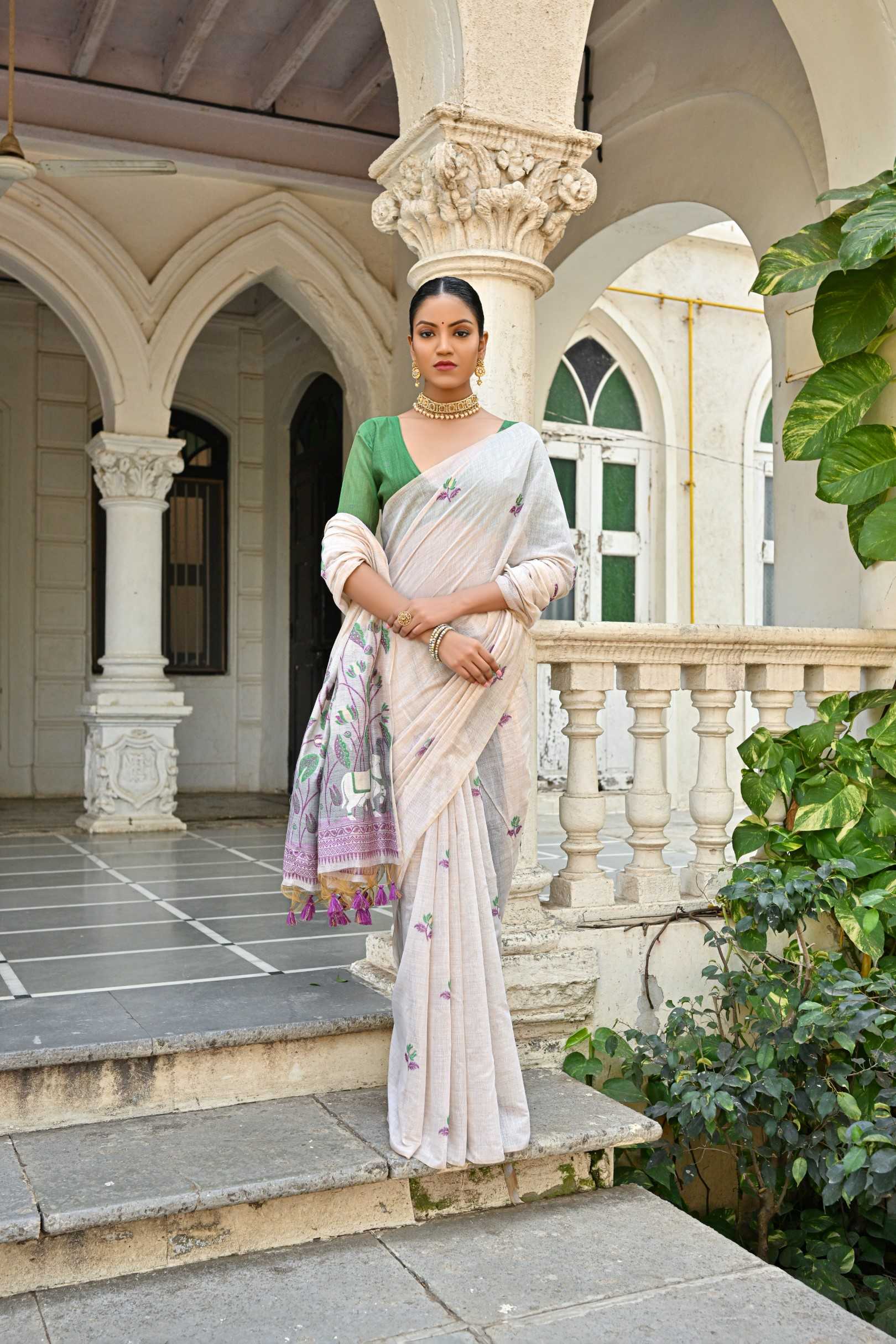 Ynf Soft Muga Silk KESH165 MUGA COTTON COW Silk Sarees Wholesale Soft Silk Sarees Designer Silk Sarees Silk Sarees For Weddings Manufacturer