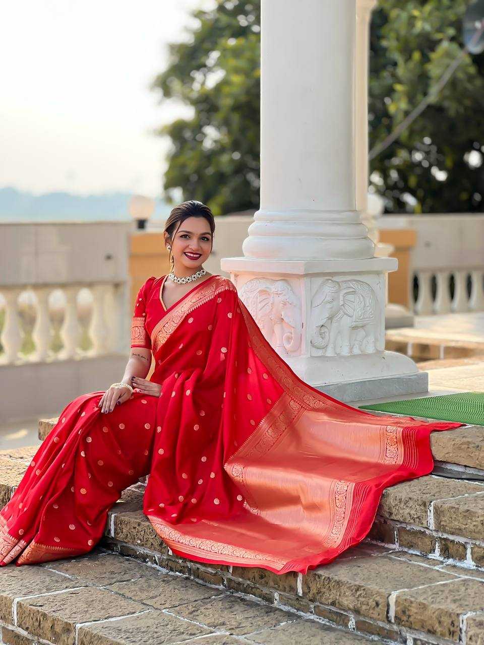 Ynf Soft Silk RIN150 Sonakshi Red Silk Sarees Wholesale Heavy Silk Sarees Lightweight Silk Sarees Zari Border Silk Sarees Manufacturer