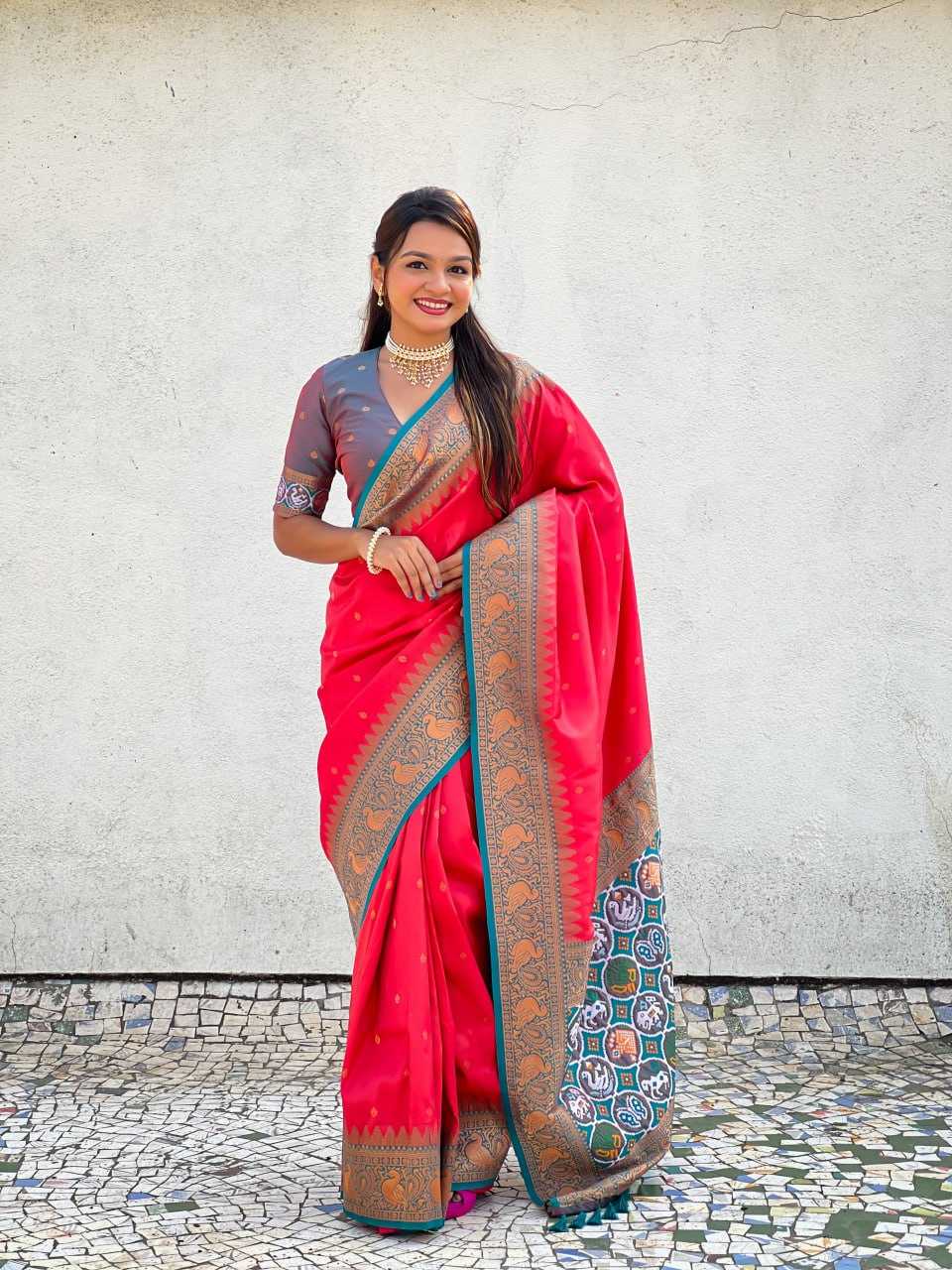 Ynf Tissue Silk RIN116 TISSUE PATOLA Silk Sarees Wholesale Kanjeevaram Sarees Brocade Sarees Zari Border Silk Sarees Manufacturer