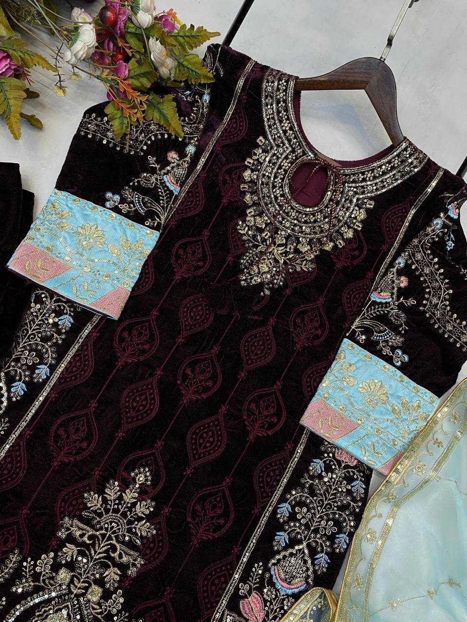 Ynf Velvet RIN141 1889 Suits & Dresses Wholesale Velvet Suits Embroidery Suits Party wear suits Manufacturer