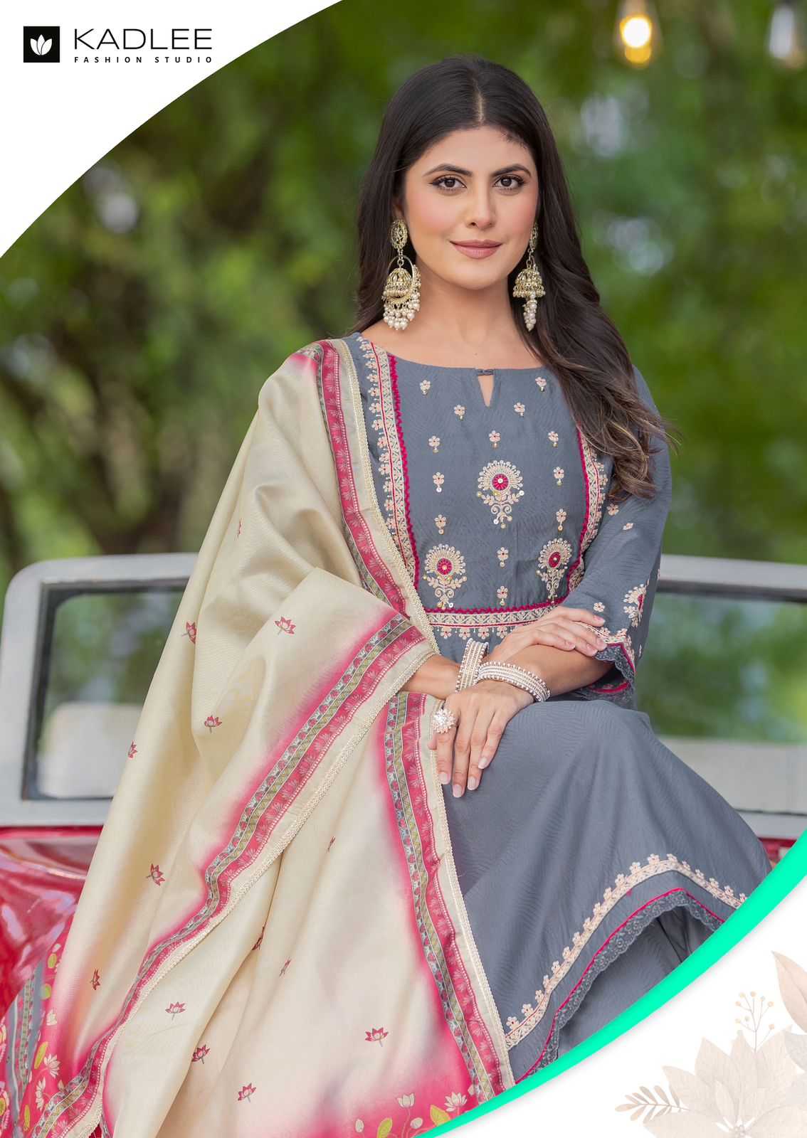 Ynf Viscose KESH43 Nirvana Suits & Dresses Wholesale Embroidery Suits Designer Suits Handloom Suits Manufacturer