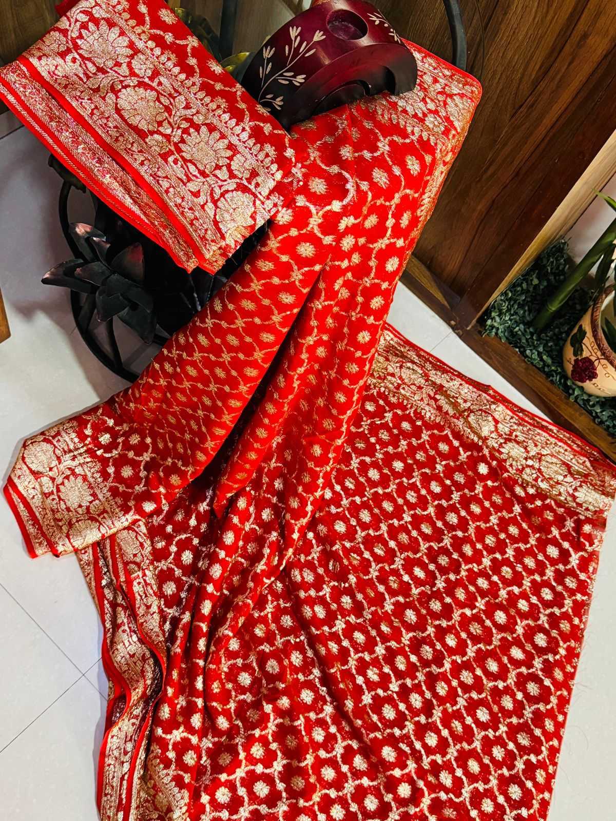 Ynf Viscouse Crushed Georgette RIN104 APE179 Sarees Karwa Chauth Sarees Festive Collections Wholesale Georgette Sarees Viscose Saree Holi Collections Manufacturer