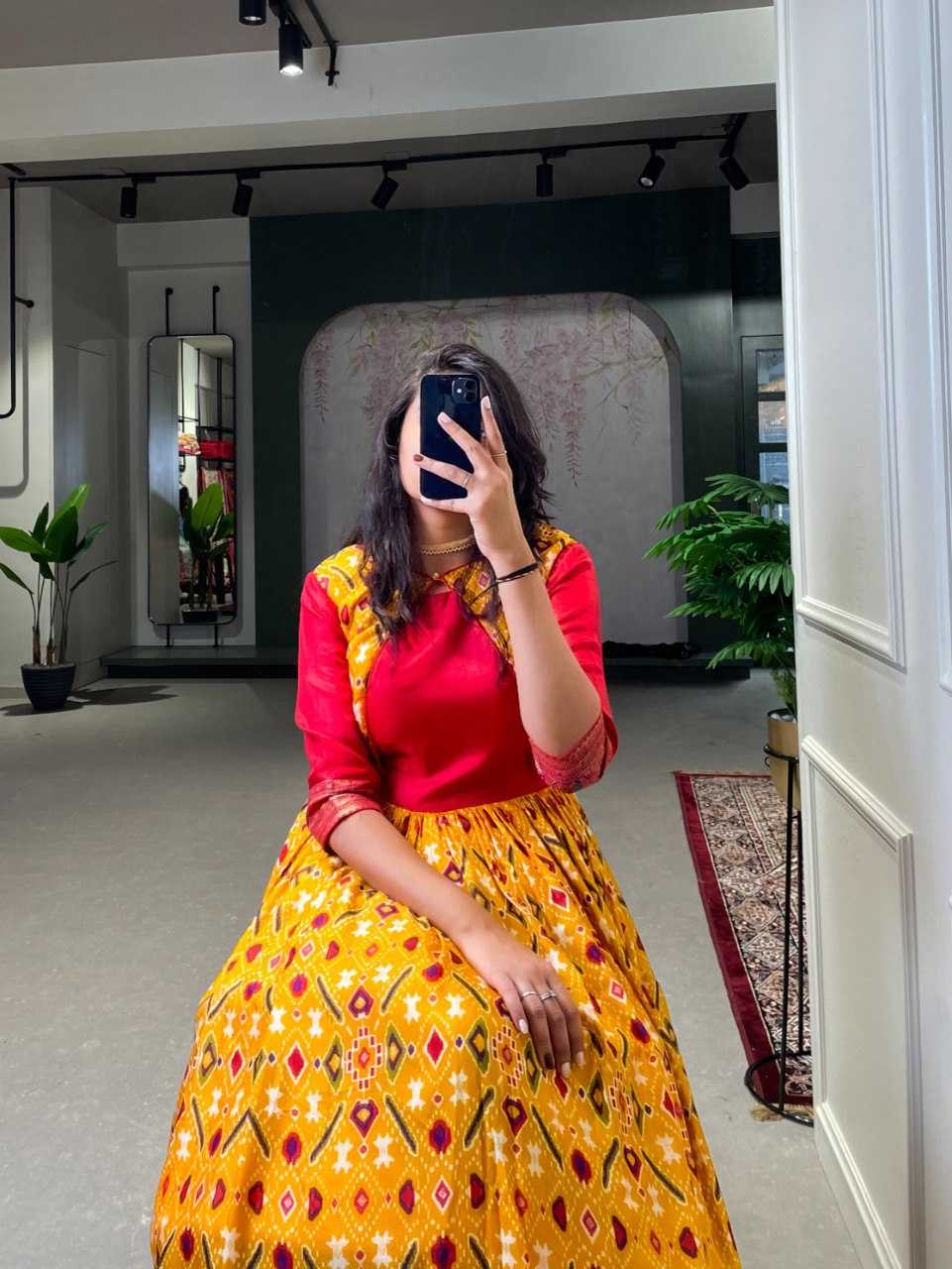 Ynf Dola Silk RIN197 5028 Gowns Wholesale Printed Gowns Fancy Gowns Long Gowns Work Gowns Manufacturer
