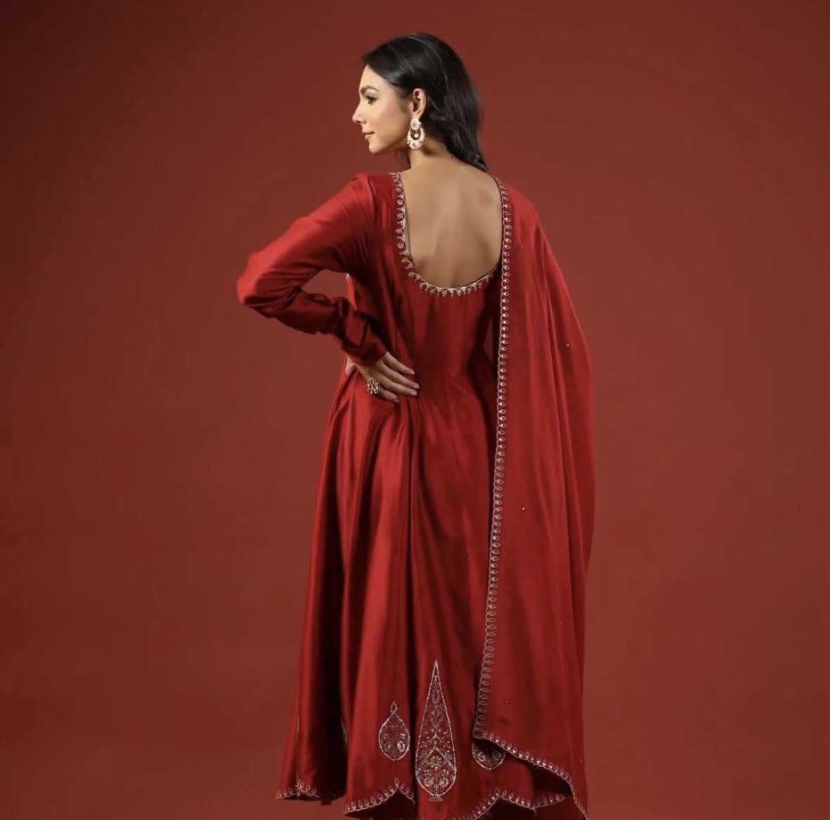 Ynf Chinon Silk RIN197 4560 Suits & Dresses Wholesale Embroidery Suits Party wear suits Wedding Suits Manufacturer
