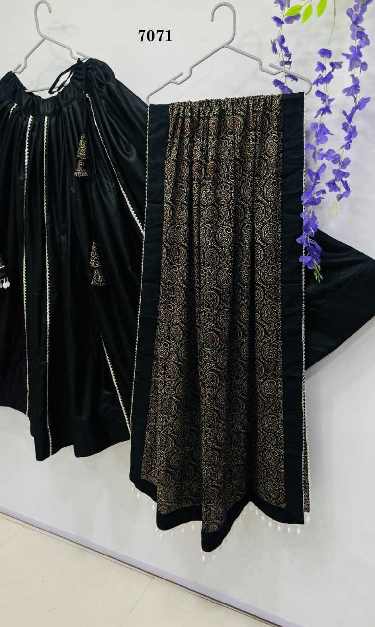 Ynf Pure Cotton RIN227 7071 Lehengas Festive Collections Wholesale Fancy Lehenga Gota Patti Lehenga Navratri Chaniya Choli Manufacturer