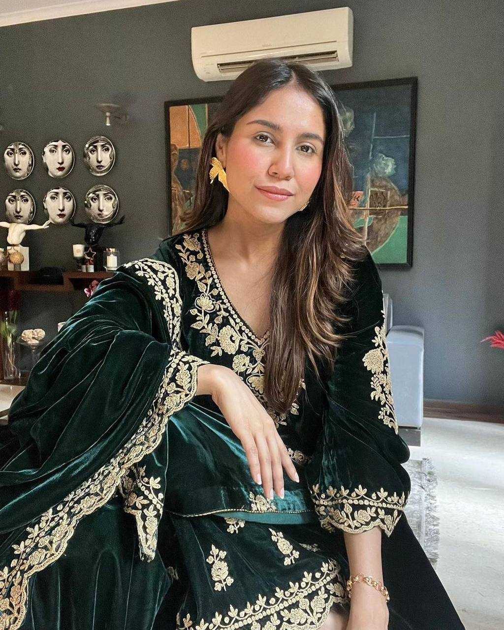 Ynf Velvet KESH492 930 Suits & Dresses Wholesale Velvet Suits Embroidery Suits Palazzo Suit Manufacturer
