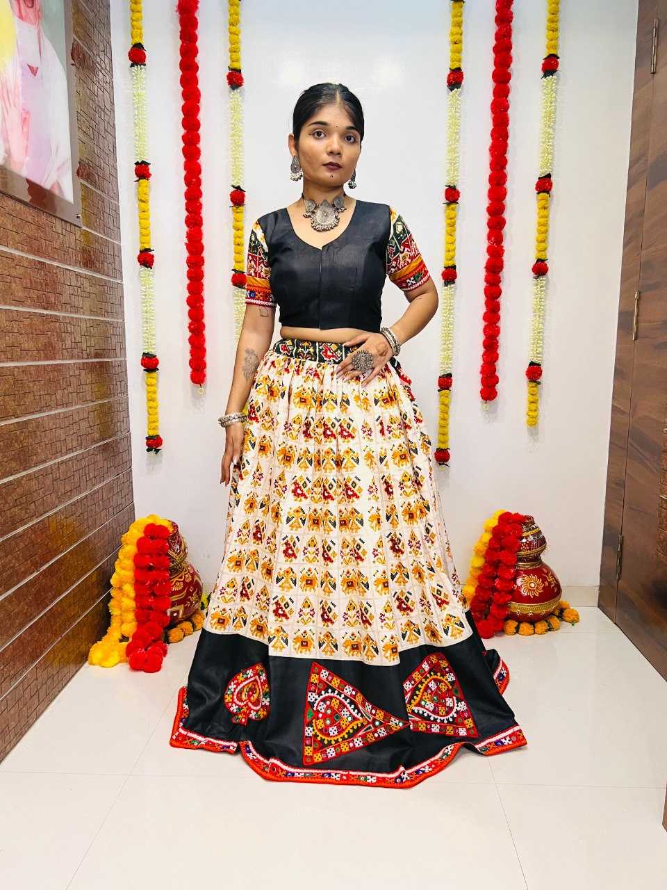Ynf Cotton RIN227 7038 Festive Collections Wholesale Navratri Chaniya Choli Manufacturer
