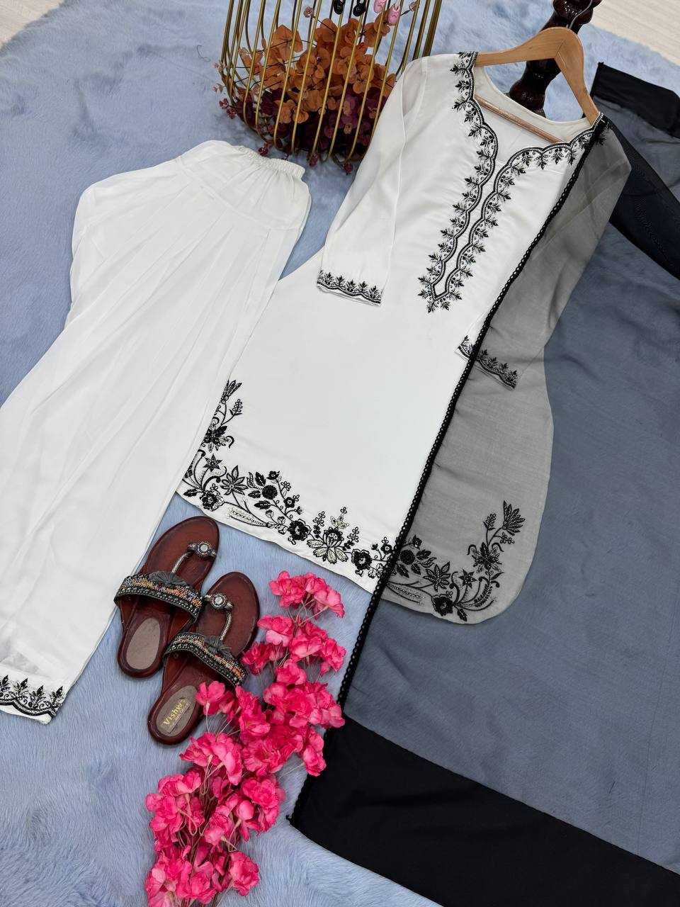 Ynf Crepe KESH141 205 Suits & Dresses Wholesale Ladies Suits Embroidery Suits Designer Suits Manufacturer