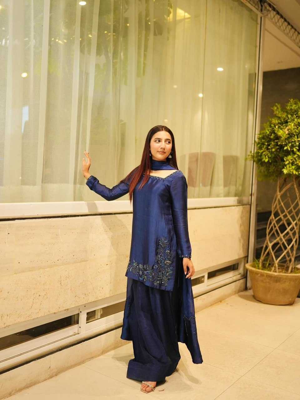 Ynf Crepe RIN162 5886 Suits & Dresses Wholesale Ladies Suits Party wear suits Designer Suits Manufacturer