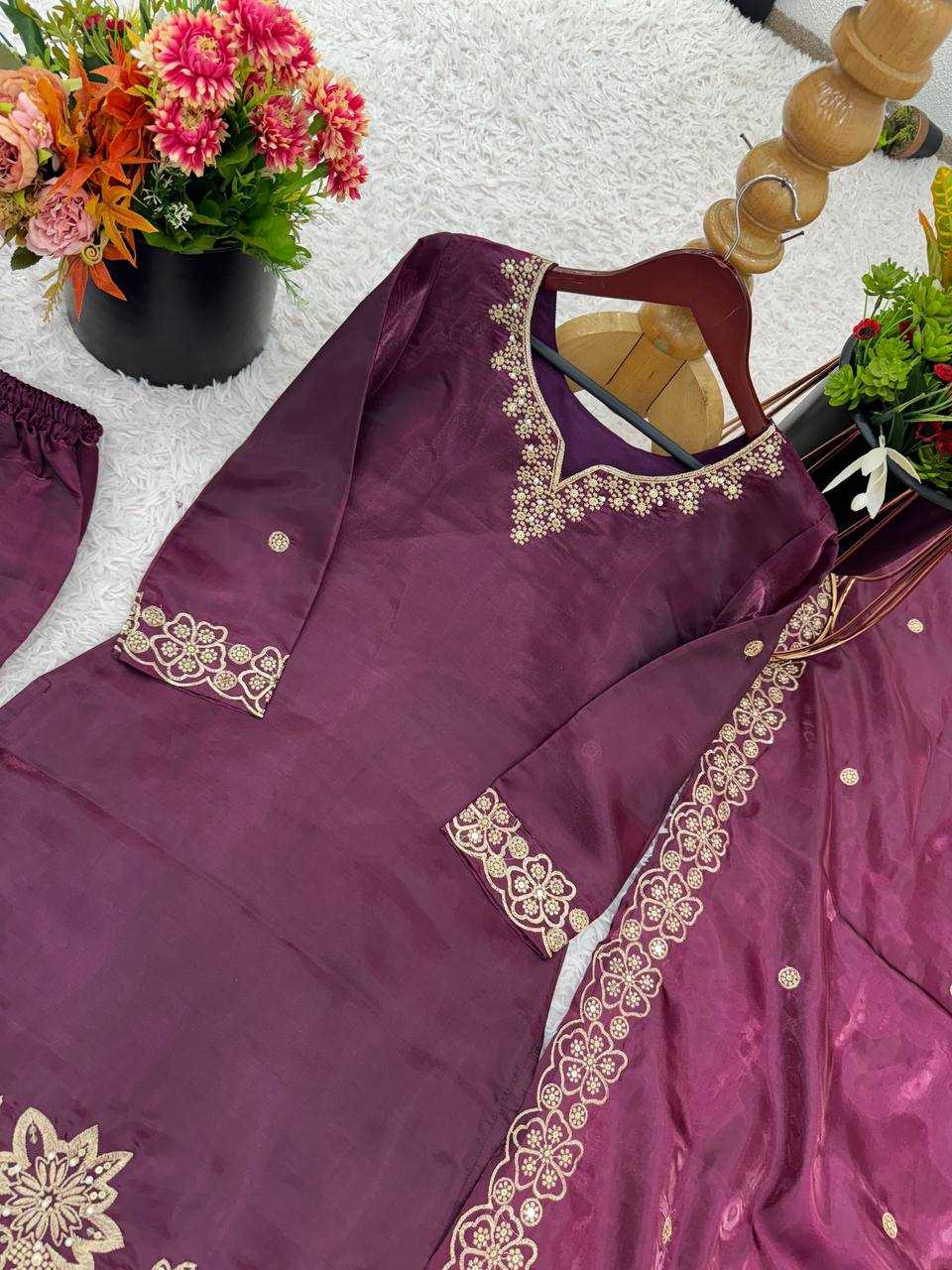 Ynf Jimmy Choo KESH499 1674 Suits & Dresses Wedding Collections Festive Collections Wholesale Embroidery Suits Ladies Silk Suit Wedding Outfits Manufacturer