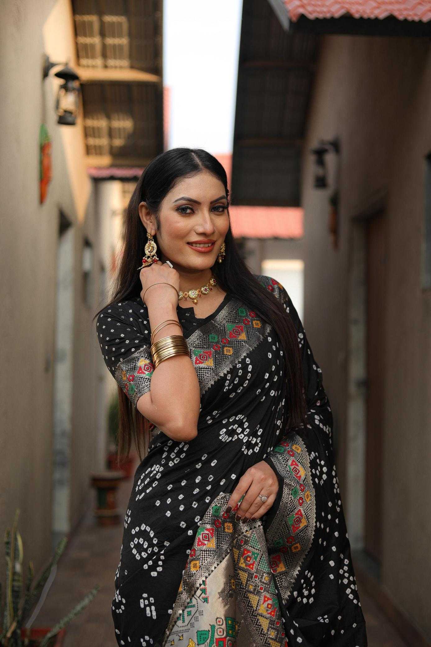 Ynf Pure Silk RIN183 MAYRA Silk Sarees Wedding Collections Festive Collections Wholesale Patola Sarees Designer Silk Sarees Zari Border Silk Sarees Manufacturer