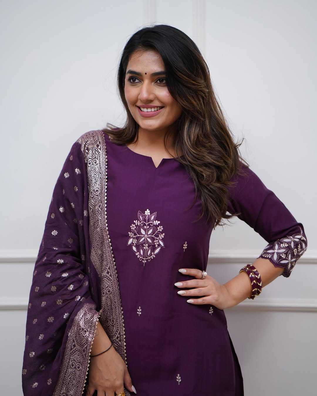 Ynf Chanderi Soft KESH545 1036 Kurti Wholesale Party Wear Kurtis Embroidered Kurtis Manufacturer