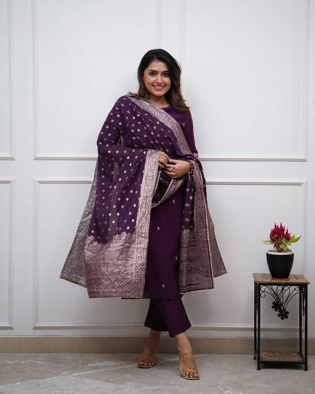 Ynf Chanderi Soft KESH545 1036 Kurti Wholesale Party Wear Kurtis Embroidered Kurtis Manufacturer