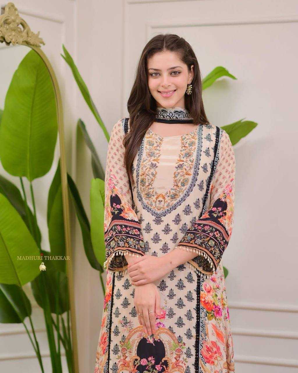 Ynf Chinon KESH501 BAALIKA Suits & Dresses Plus Size Collections Wholesale Embroidery Suits Party wear suits Manufacturer