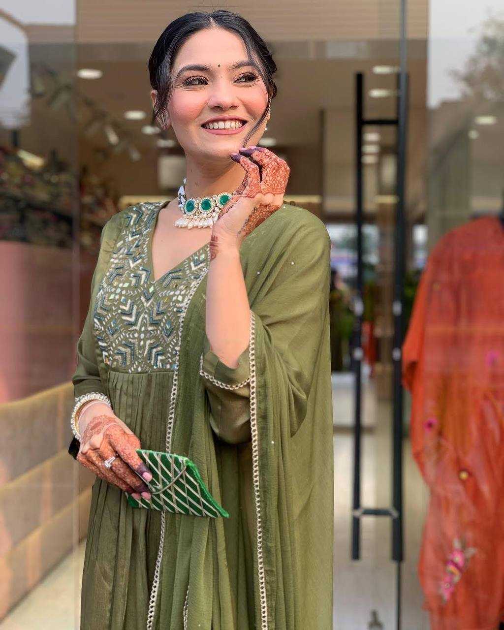 Ynf Chinon KESH501 YOGG Suits & Dresses Plus Size Collections Wholesale Embroidery Suits Designer Suits Manufacturer