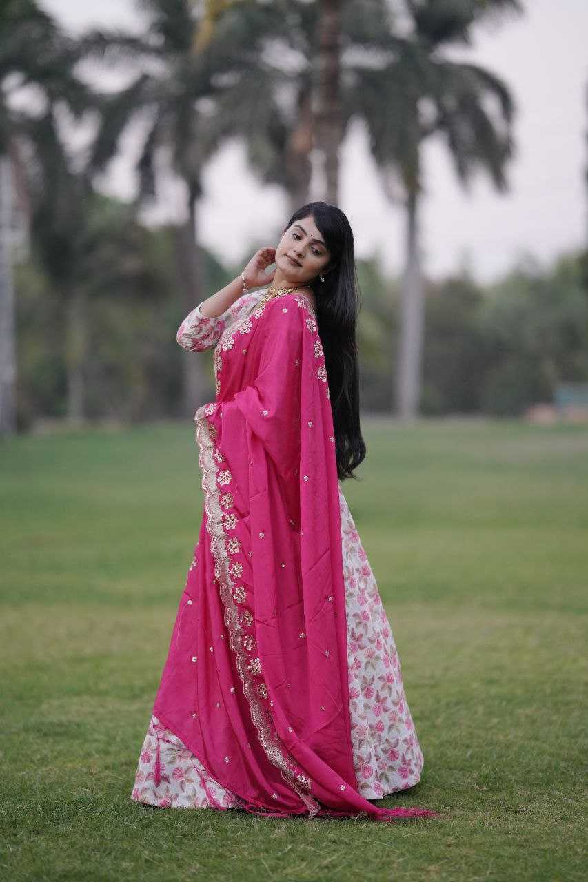 Ynf Chinon RIN133 006 Lehengas Wholesale Fancy Lehenga Embroidered Lehenga Zari Work Lehenga Sequins Lehenga Manufacturer