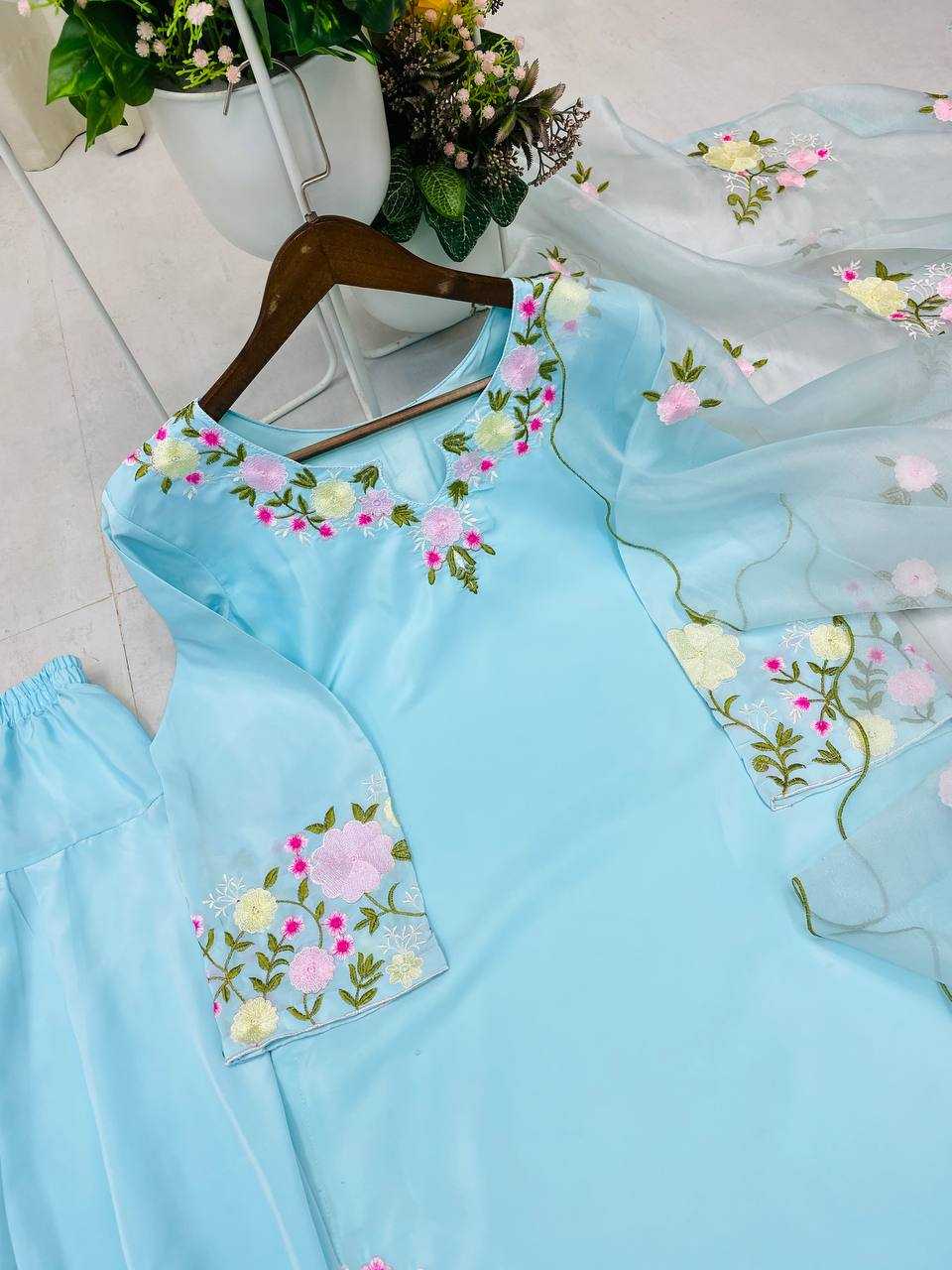 Ynf Crepe RIN110 379 Suits & Dresses Wholesale Embroidery Suits Ladies Salwar Suits Manufacturer