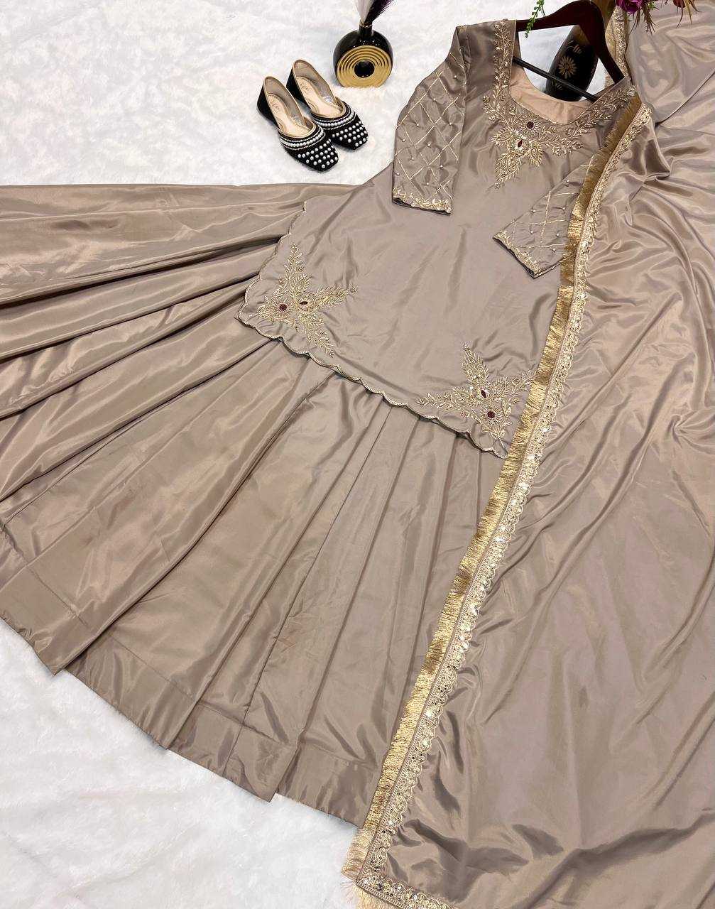 Ynf Crepe Silk KESH528 448 Suits & Dresses Wedding Collections Festive Collections Wholesale Embroidery Suits Ladies Silk Suit Zari Work Suit Manufacturer