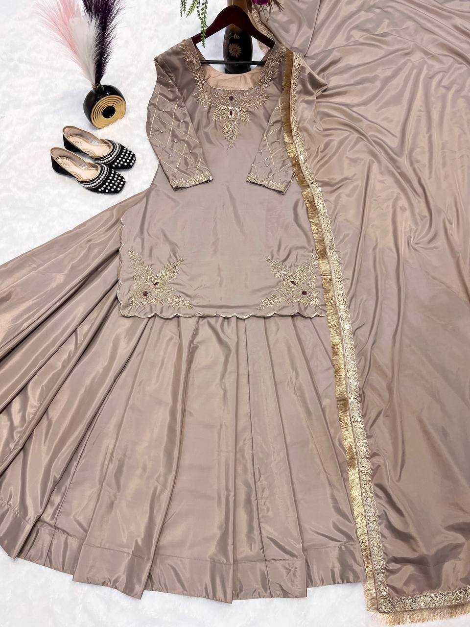 Ynf Crepe Silk KESH528 448 Suits & Dresses Wedding Collections Festive Collections Wholesale Embroidery Suits Ladies Silk Suit Zari Work Suit Manufacturer