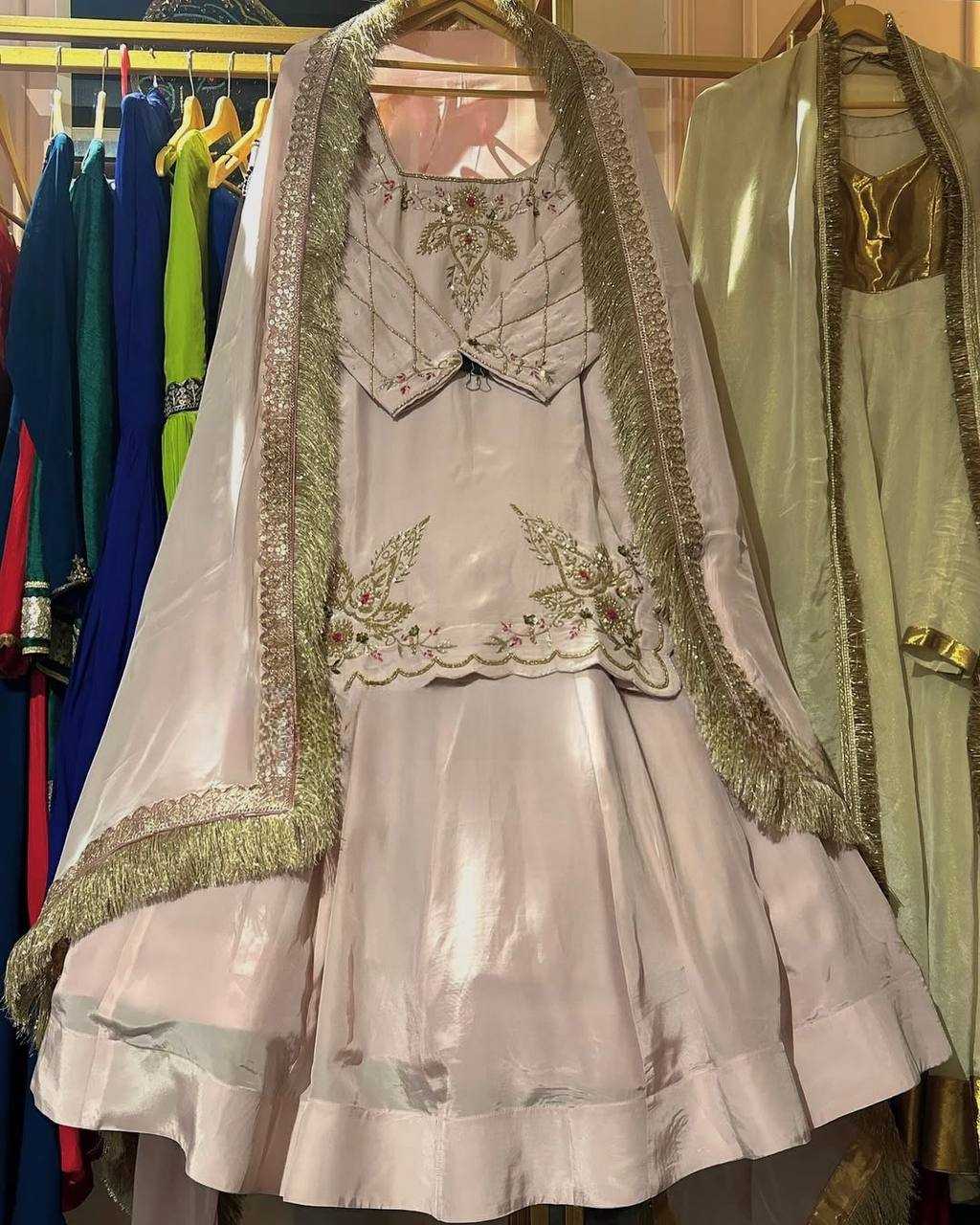 Ynf Crepe Silk KESH528 448 Suits & Dresses Wedding Collections Festive Collections Wholesale Embroidery Suits Ladies Silk Suit Zari Work Suit Manufacturer
