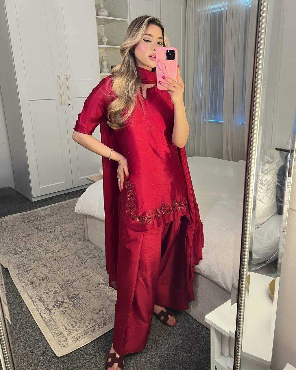 Ynf Crepe Silk KESH528 461 Suits & Dresses Wedding Collections Festive Collections Wholesale Ladies Silk Suit Party wear suits Handwork Suits Manufacturer