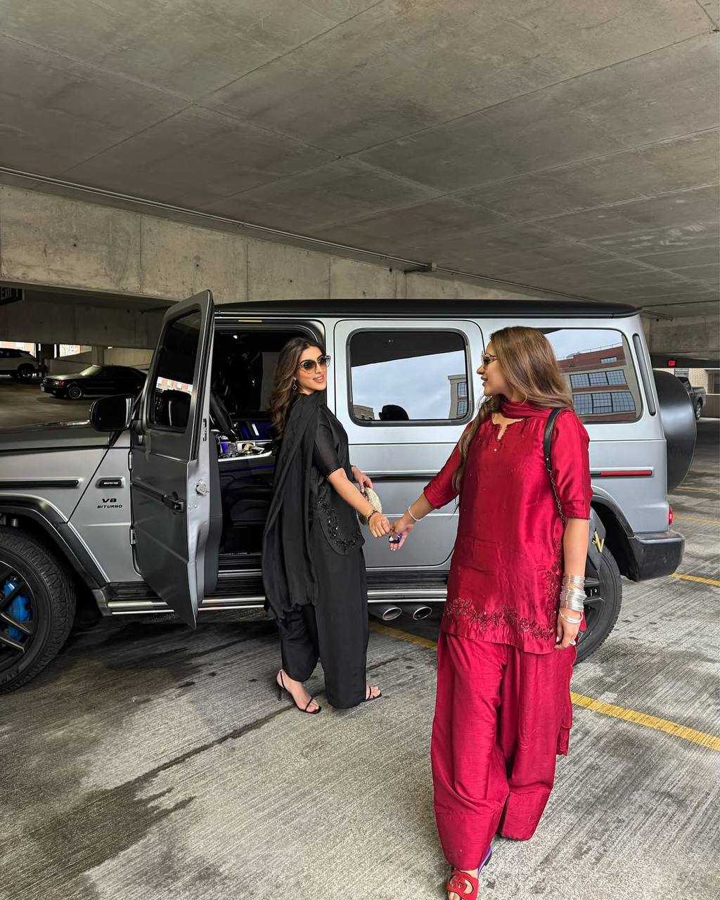 Ynf Crepe Silk KESH528 461 Suits & Dresses Wedding Collections Festive Collections Wholesale Ladies Silk Suit Party wear suits Handwork Suits Manufacturer