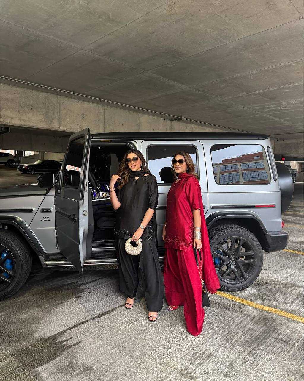 Ynf Crepe Silk KESH528 461 Suits & Dresses Wedding Collections Festive Collections Wholesale Ladies Silk Suit Party wear suits Handwork Suits Manufacturer