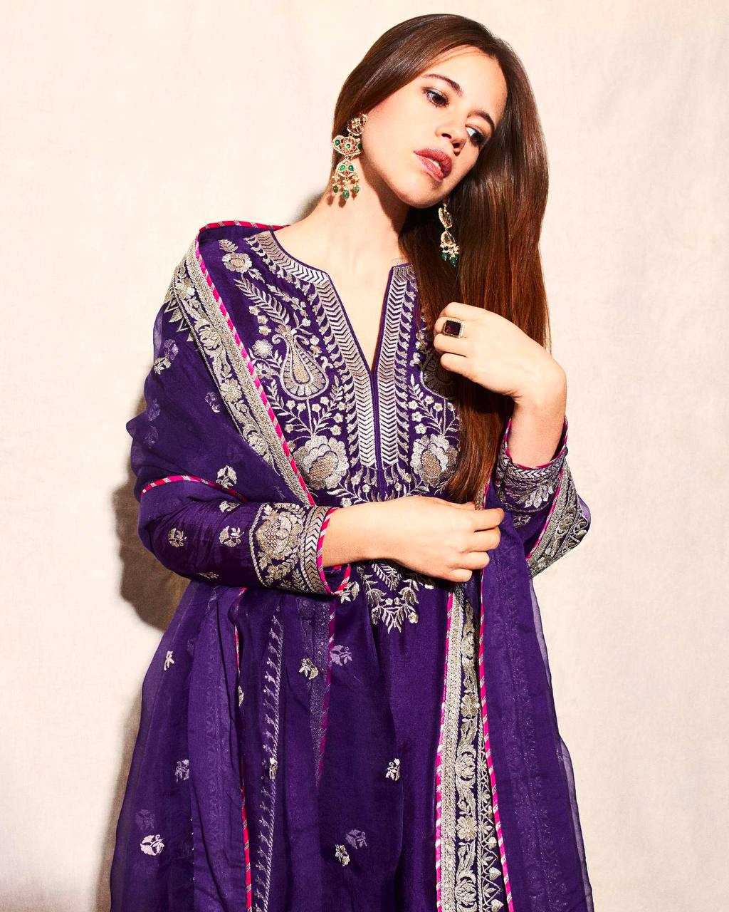 Ynf Heavy Chinnon Silk KESH528 447 Suits & Dresses Wedding Collections Festive Collections Wholesale Embroidery Suits Ladies Silk Suit Wedding Outfits Manufacturer