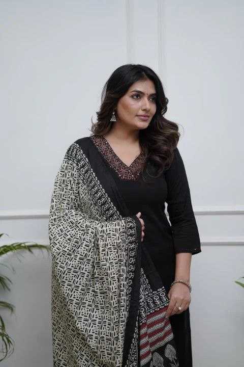 Ynf Heavy Parampara KESH529 TARA Kurti Wholesale Casual Kurtis Festive Kurtis Kurti Bottom With Dupatta Embroidered Kurtis Manufacturer