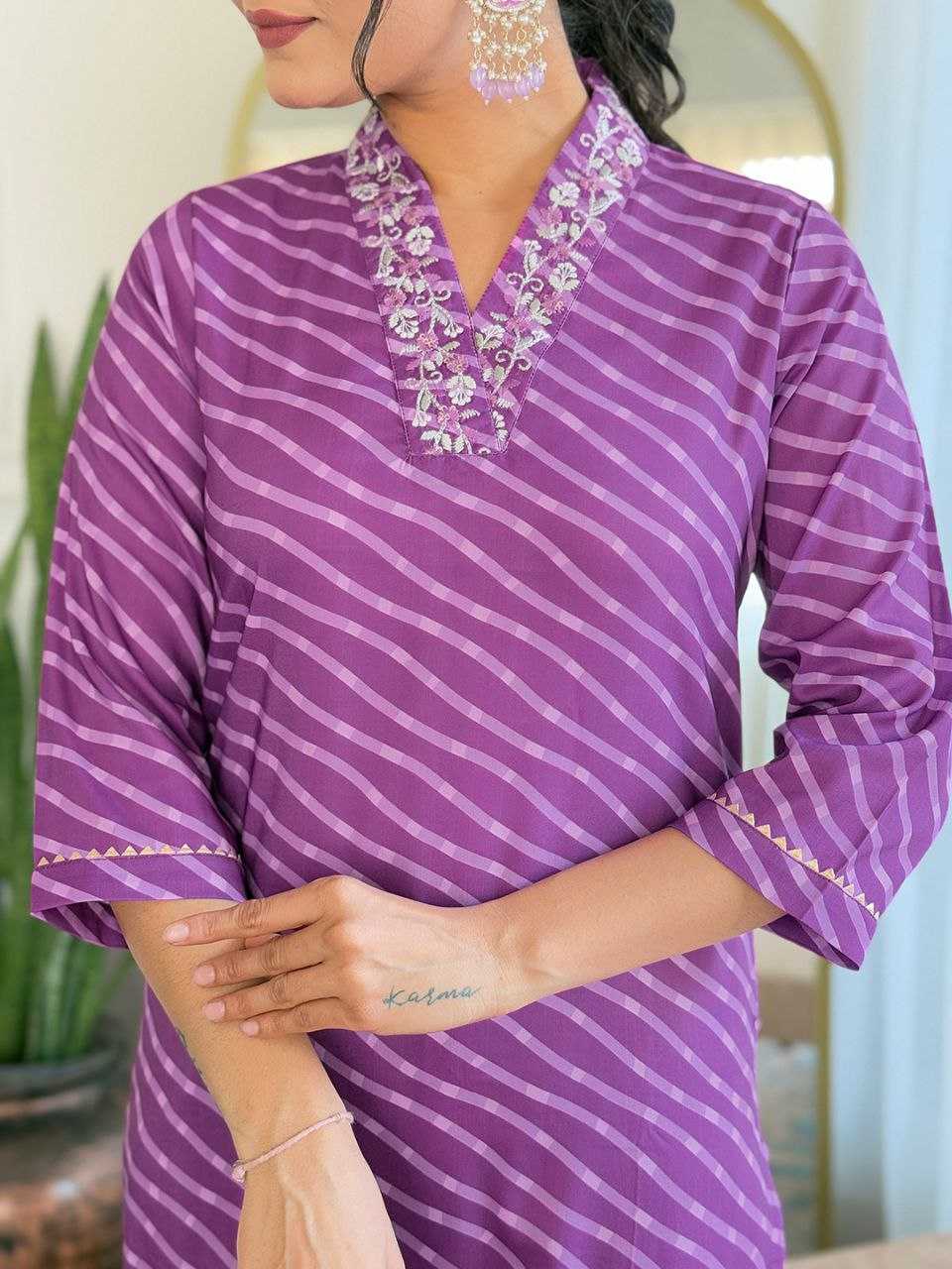 Ynf Muslin KESH529 SHREEVALLI Suits & Dresses Wedding Collections Festive Collections Wholesale Ladies Suits Embroidery Suits Wedding Outfits Manufacturer