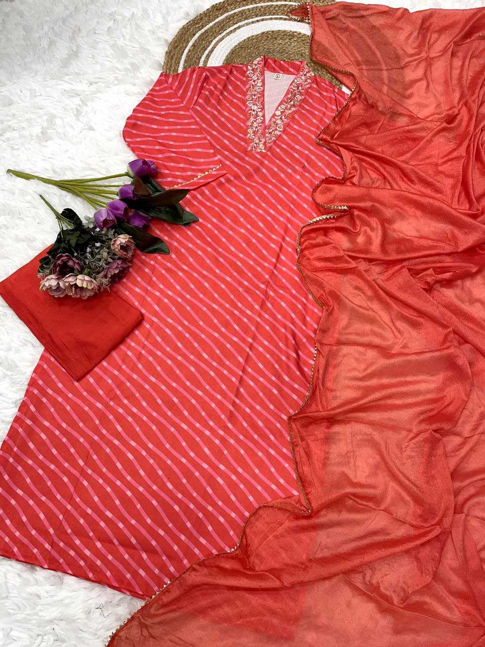 Ynf Muslin KESH529 SHREEVALLI Suits & Dresses Wedding Collections Festive Collections Wholesale Ladies Suits Embroidery Suits Wedding Outfits Manufacturer