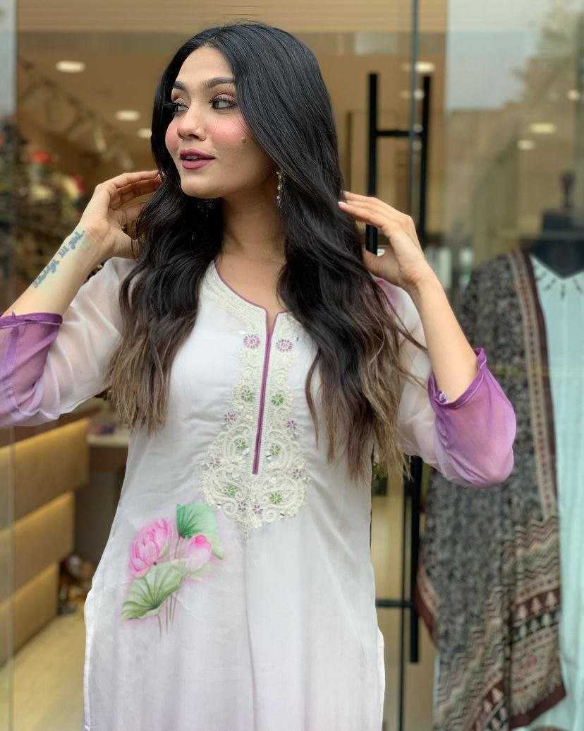 Ynf Organza KESH529 KASHVI Kurti Wholesale Casual Kurtis Festive Kurtis Party Wear Kurtis Embroidered Kurtis Manufacturer