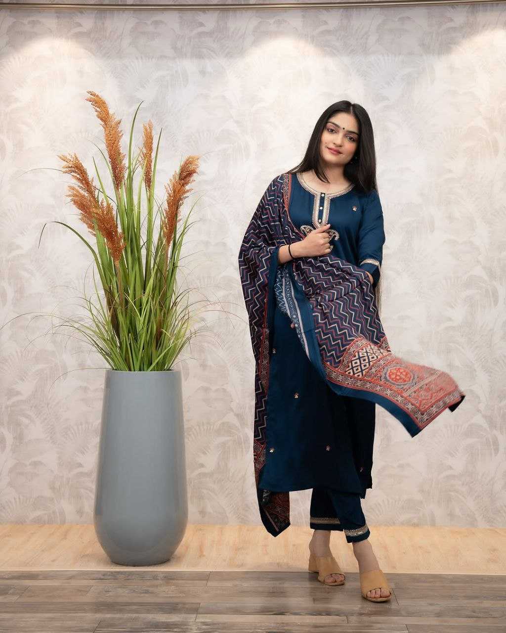 Ynf Pure Viscos KESH529 628 Suits & Dresses Wholesale Ladies Suits Embroidery Suits Party wear suits Manufacturer