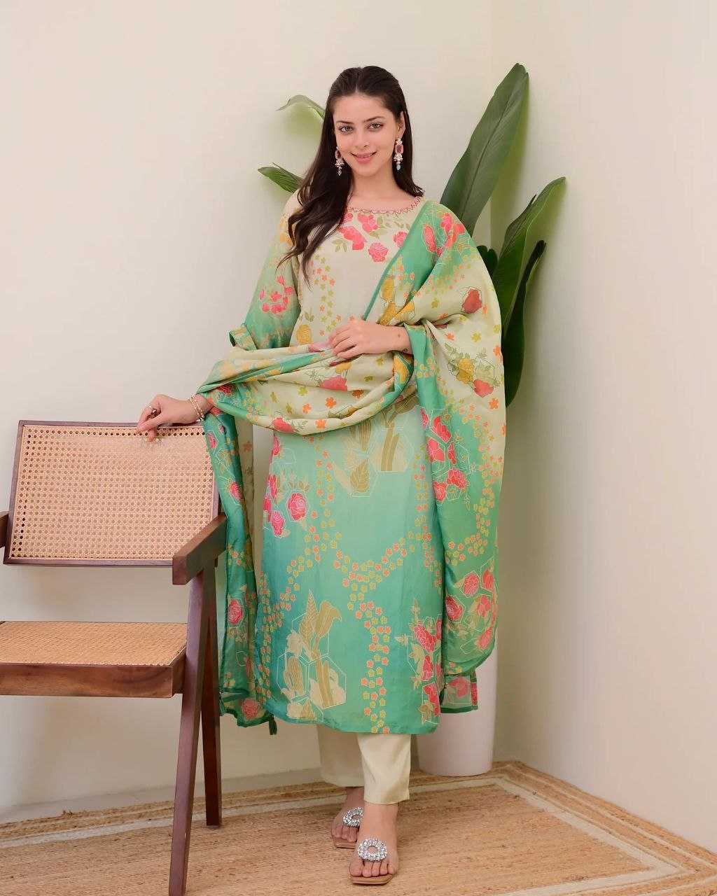 Ynf Pure Viscos KESH529 AMORINA Suits & Dresses Wholesale Ladies Suits Printed Suits Embroidery Suits Manufacturer