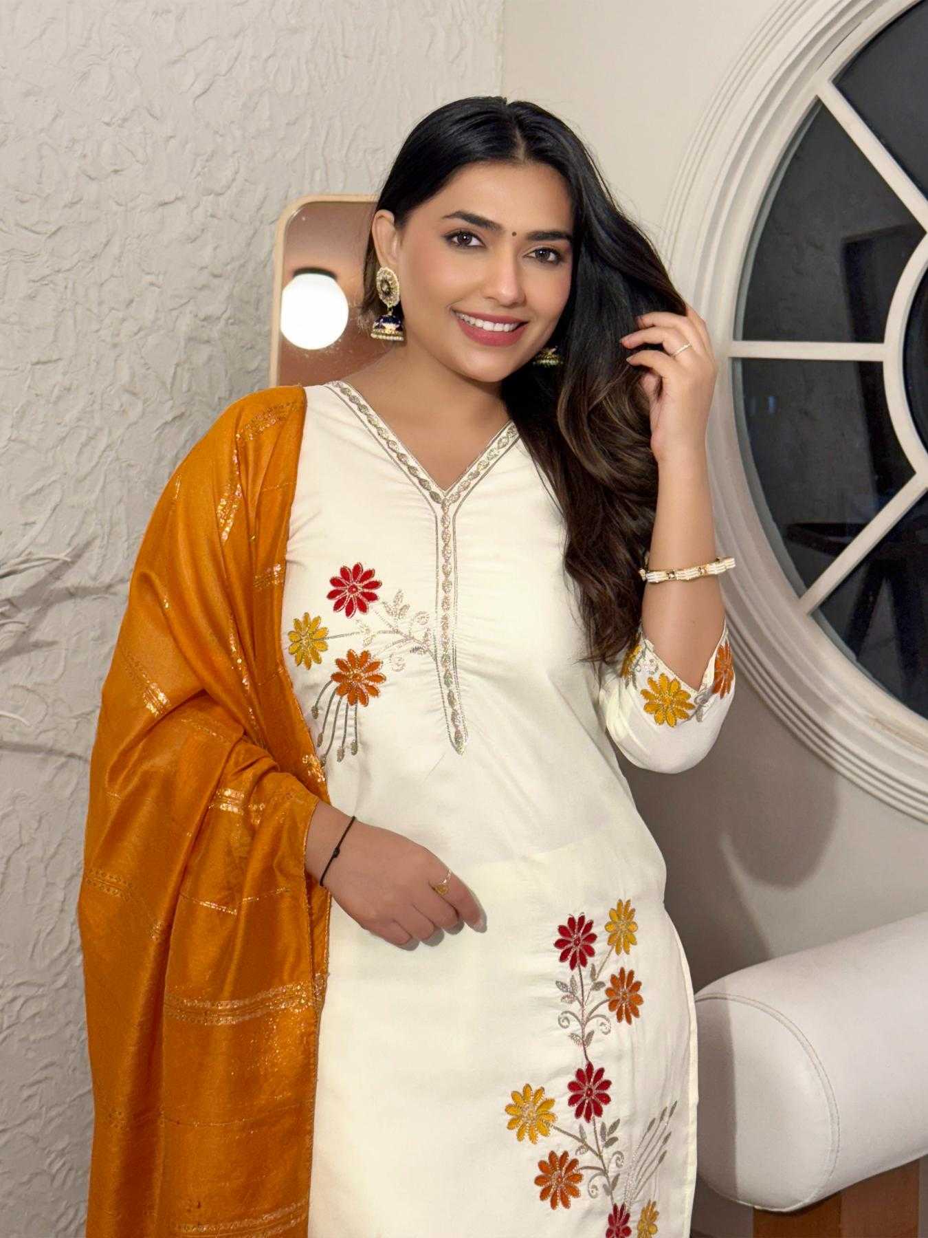 Ynf Silk Cotton KESH545 1035 Kurti Wholesale Fancy Kurti Embroidered Kurtis Manufacturer