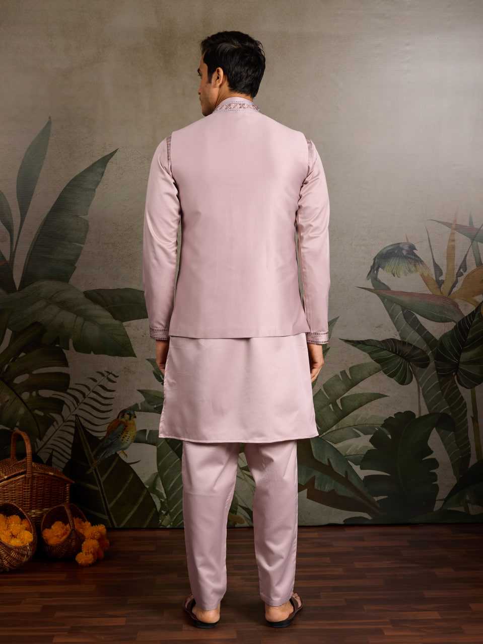 Ynf Silk RIN202 61101 Western Wears Mens Wear Festive Collections Wholesale Mens Kurtas Silk Kurta Embroidered Kurta Pajama Manufacturer