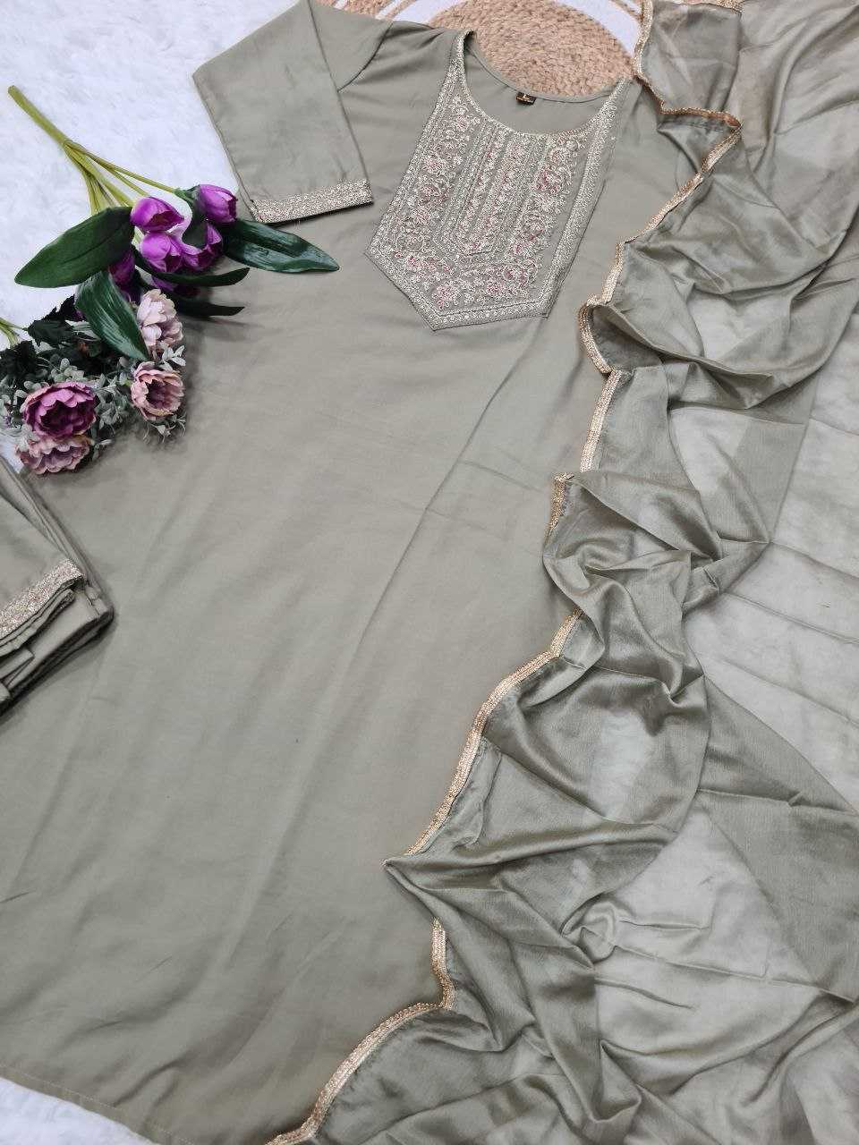 Ynf Slub Reyon KESH529 629 Suits & Dresses Wedding Collections Festive Collections Wholesale Ladies Suits Embroidery Suits Wedding Outfits Manufacturer