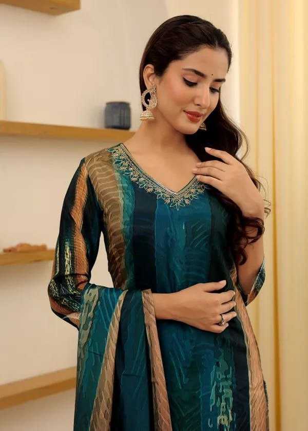 Ynf Slub Reyon KESH529 Aaliya Suits & Dresses Wedding Collections Festive Collections Wholesale Ladies Suits Embroidery Suits Wedding Outfits Manufacturer