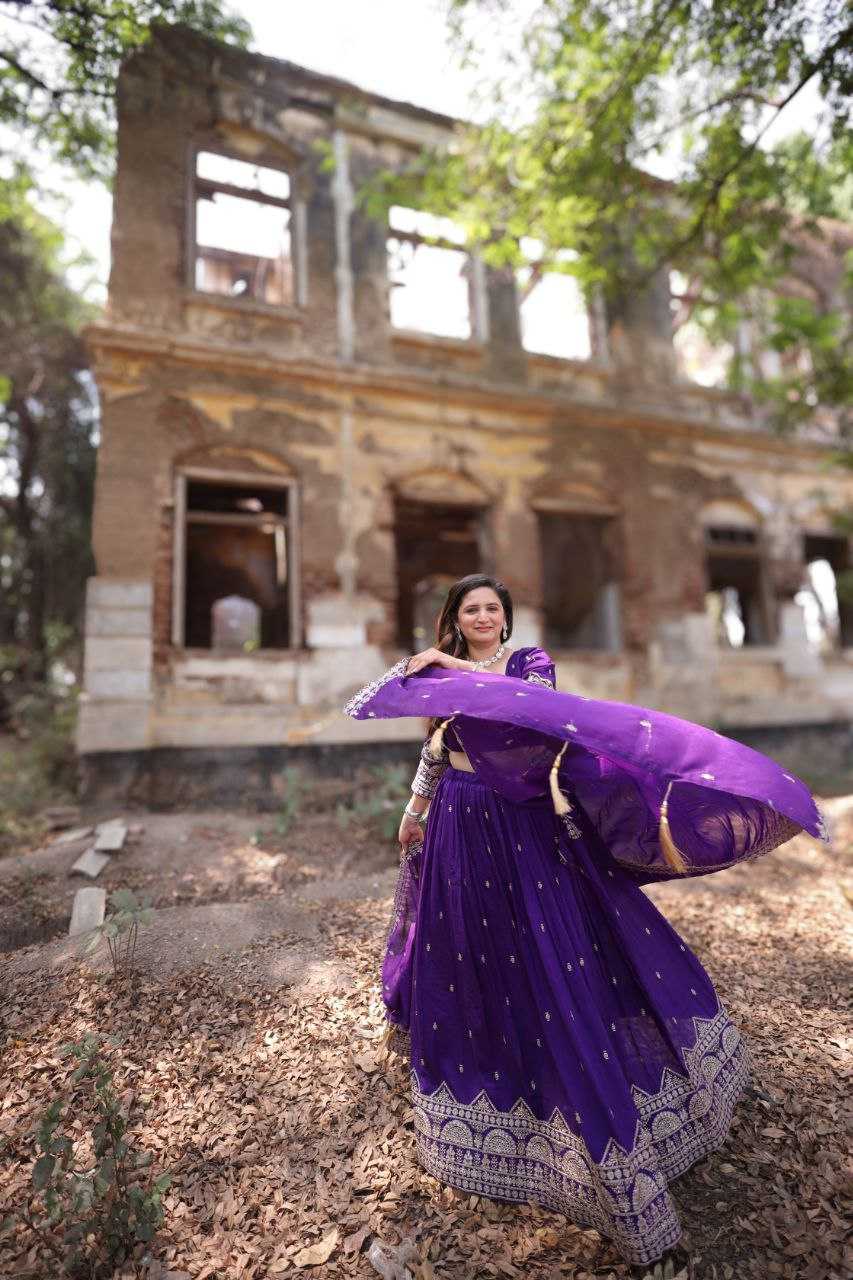 Ynf Vichitra Silk RIN133 008 Lehengas Wholesale Fancy Lehenga Embroidered Lehenga Lehenga For Mehndi Sequins Lehenga Manufacturer