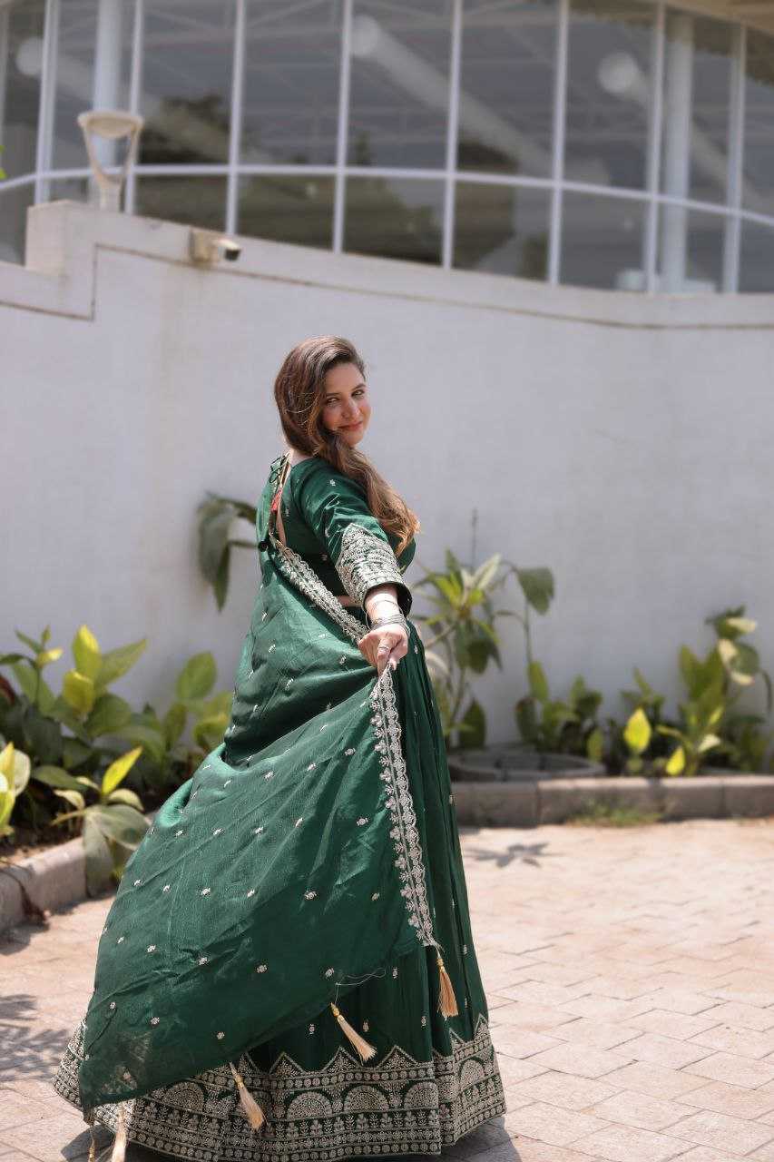 Ynf Vichitra Silk RIN133 008 Lehengas Wholesale Fancy Lehenga Embroidered Lehenga Lehenga For Mehndi Sequins Lehenga Manufacturer