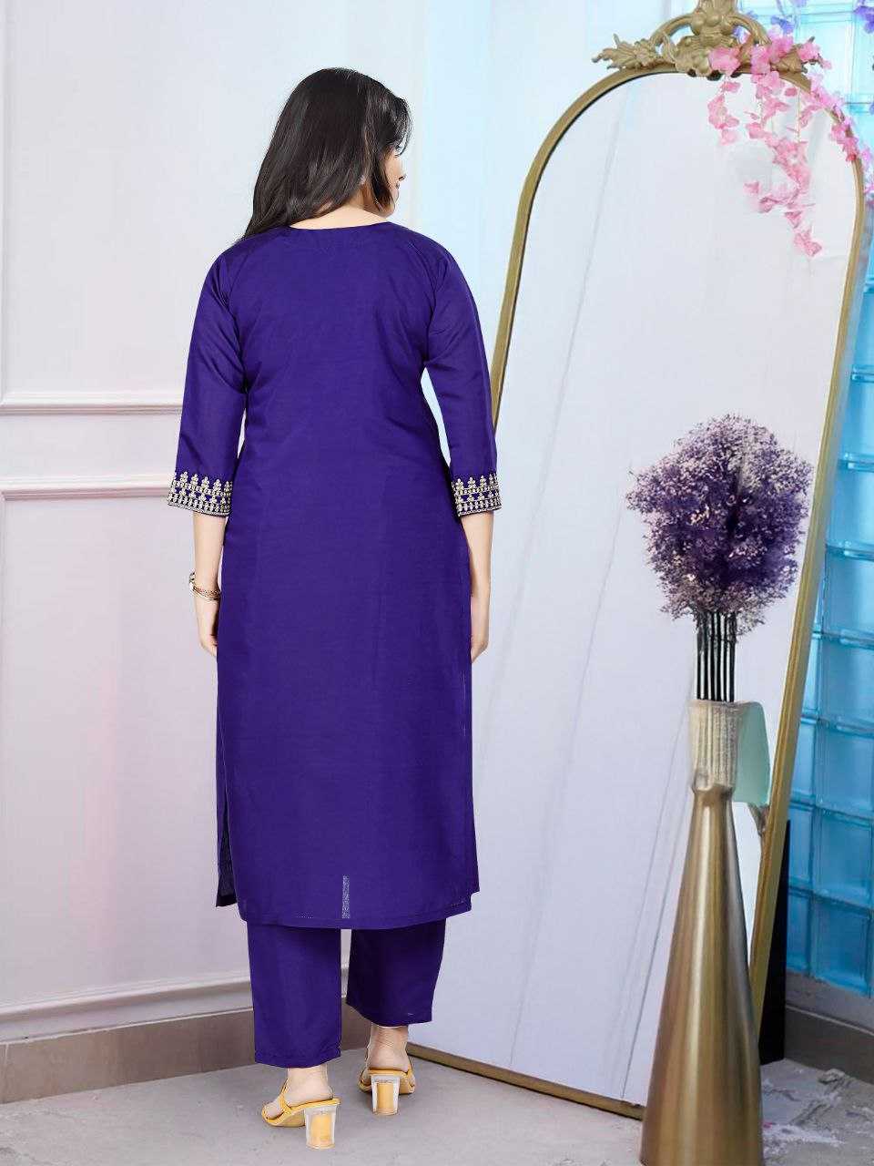 Ynf Viscose Chanderi KESH529 KAVITA Suits & Dresses Wedding Collections Festive Collections Wholesale Embroidery Suits Chanderi Suit Wedding Outfits Manufacturer