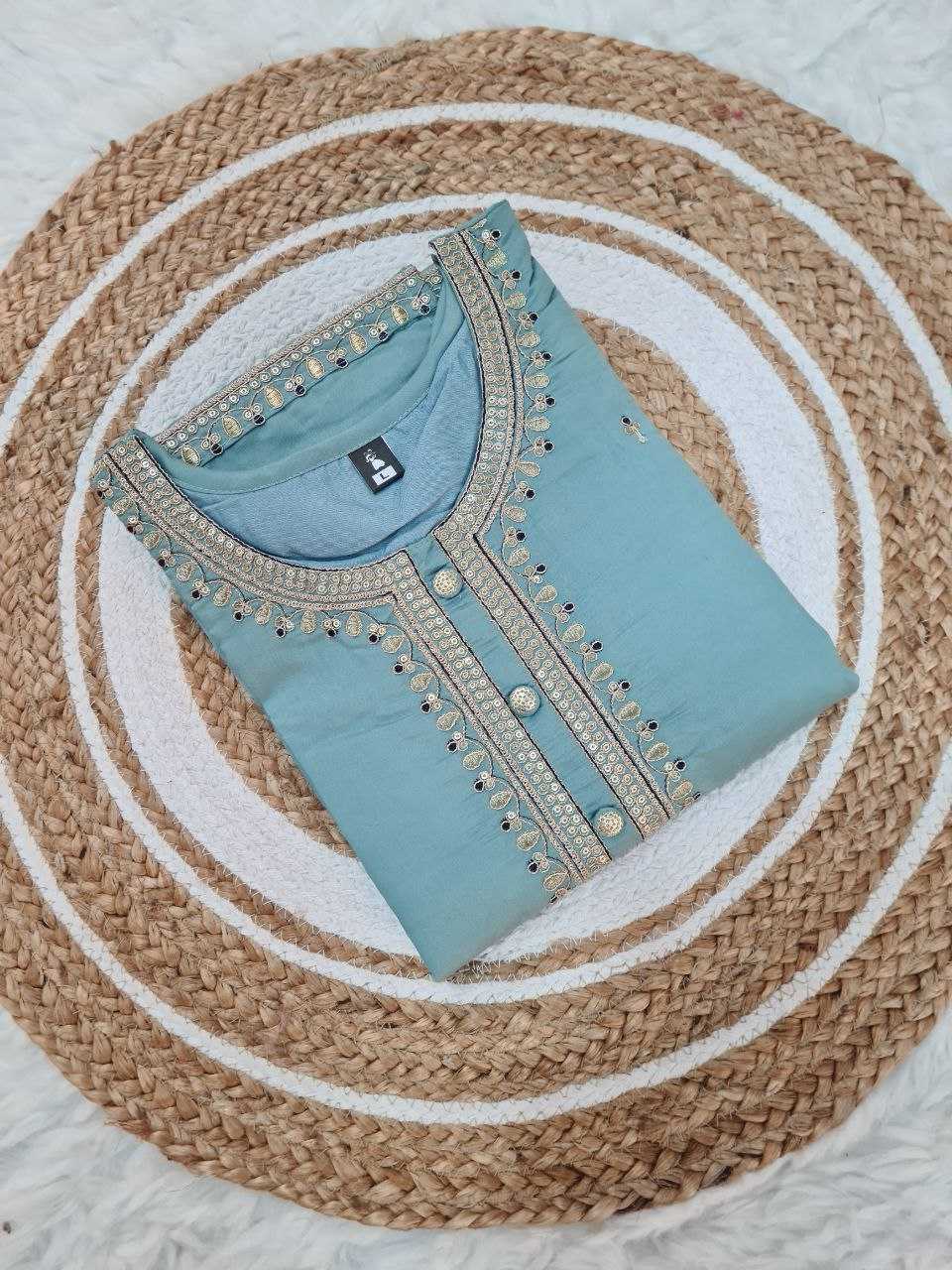 Ynf Viscose Chanderi KESH529 SHALINI Suits & Dresses Wedding Collections Festive Collections Wholesale Chanderi Suit Embroidered Suits Wedding Outfits Manufacturer