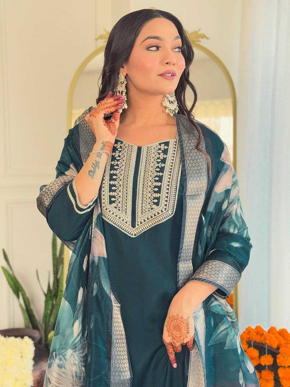 Ynf Viscose KESH529 BINDIYA Suits & Dresses Wholesale Ladies Suits Embroidery Suits Party wear suits Manufacturer