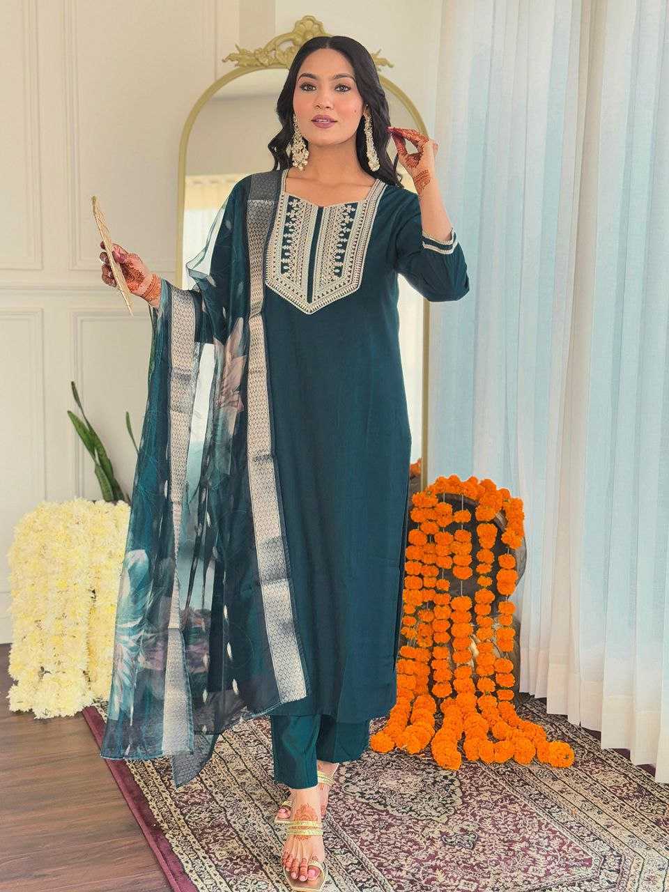 Ynf Viscose KESH529 BINDIYA Suits & Dresses Wholesale Ladies Suits Embroidery Suits Party wear suits Manufacturer