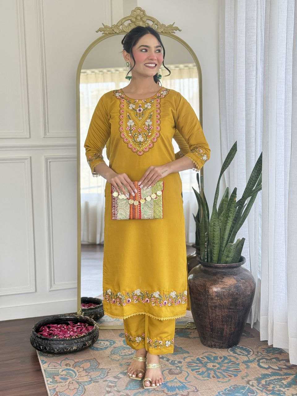 Ynf Viscose KESH529 PIHU Suits & Dresses Wholesale Ladies Suits Embroidery Suits Party wear suits Chanderi Suit Manufacturer