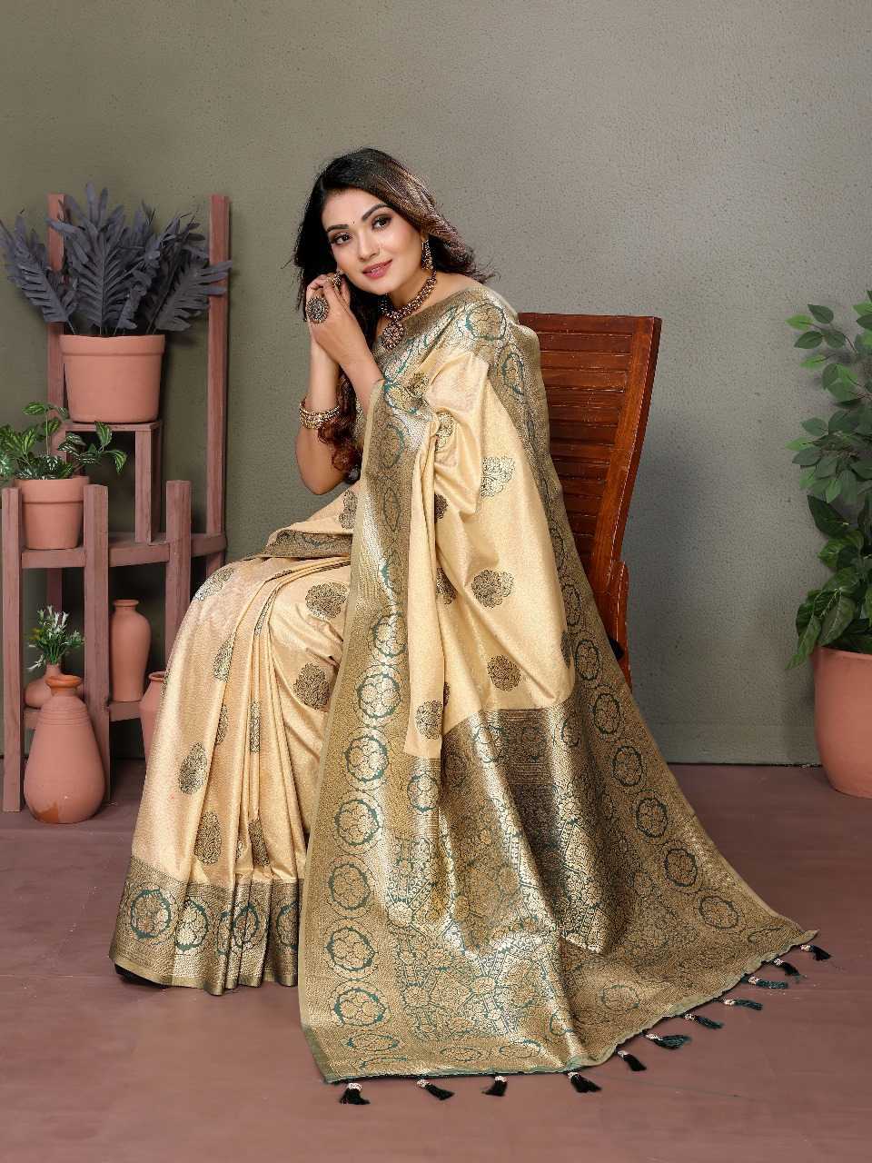 Ynf Viscose RIN144 Jugani Silk Sarees Wholesale Traditional Silk Sarees Designer Silk Sarees Silk Sarees For Weddings Manufacturer